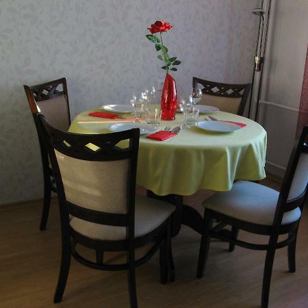 Gratarre Apartment Kuressaare Exteriér fotografie